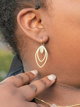 Load image into Gallery viewer, Leaf Drop Earrings - Silver