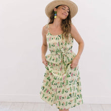 Load image into Gallery viewer, Cotton Floral Beach Dress
