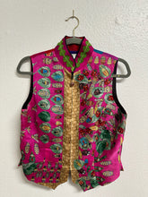 Load image into Gallery viewer, Pink patterned Tapp New York One of a Kind Print Vest - Medium
