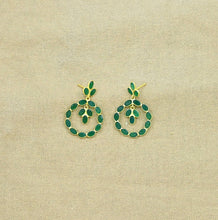 Load image into Gallery viewer, Green Onyx Faceted Wreath Earrings
