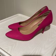 Load image into Gallery viewer, INC Hot Pink Faux Suede Heels
