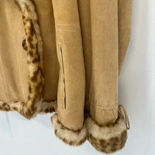 Load image into Gallery viewer, Guess Vintage Tan Suede and Faux Fur Leopoad Lined Jacket  - Small
