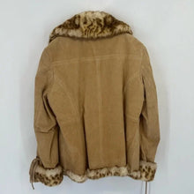 Load image into Gallery viewer, Guess Vintage Tan Suede and Faux Fur Leopoad Lined Jacket  - Small
