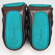 Load image into Gallery viewer, Black Leather Tieks - Size 8
