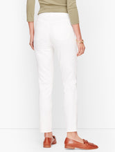 Load image into Gallery viewer, White Talbots Slim Ankle Jeans - 10P
