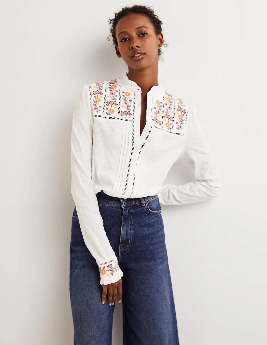 Boden White Embroidered Jersey Shirt- 16