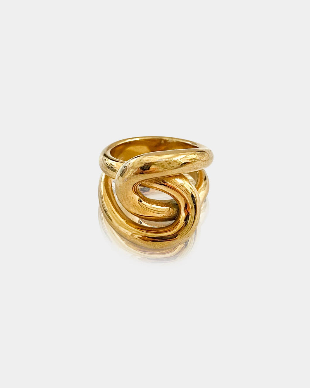 Sculpted Interlocking Gold Ring