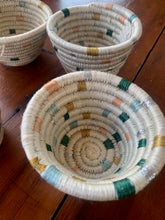 Load image into Gallery viewer, Extra Small Handwoven Basket - Confetti
