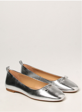 Load image into Gallery viewer, Michael Kors Silver Ballerina Flats- 8
