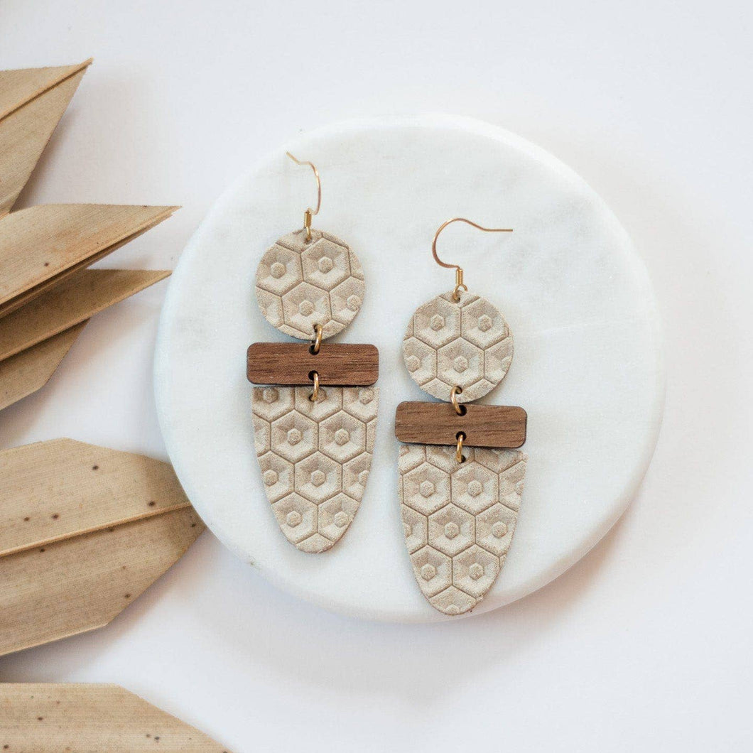 Oatmilk Piper Earrings
