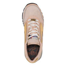Load image into Gallery viewer, Brooks Coffee House Macchiato Chariot Suede Heritage Sneaker- 7.5
