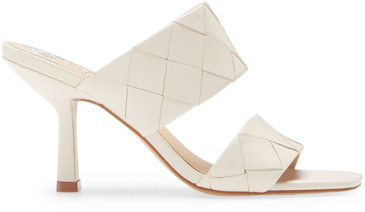 Vince Camuto 