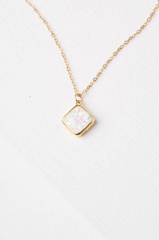 Glittering Opal Necklace