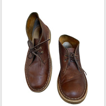 Load image into Gallery viewer, Thrifted Clarks Desert Boots - 9.5
