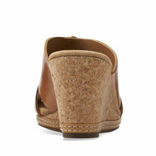 Load image into Gallery viewer, Clarks Tan Leather and Cork Wedges - 8.5
