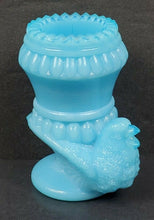 Load image into Gallery viewer, Degenhart Glass Turquoise Bird Toothpick Holder
