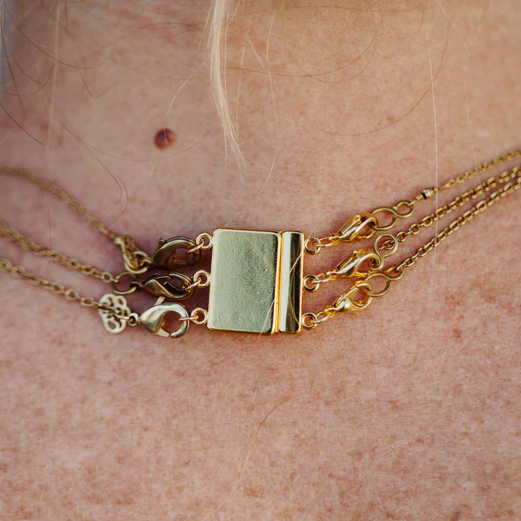 Gold Layering Necklace Clasp