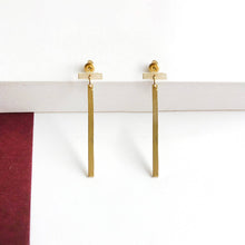 Load image into Gallery viewer, Matte Gold Dangling Bars Posts Earrings
