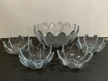 Load image into Gallery viewer, Blenko Set of Lotus Bowls
