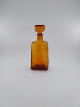 Load image into Gallery viewer, Empoli Amber Hand Blown Bark Decanter
