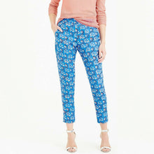 Load image into Gallery viewer, J. Crew Blue Floral Pants - 8
