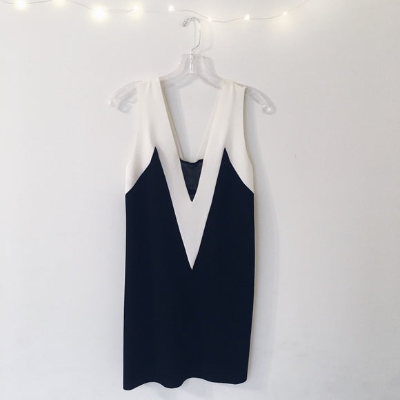 Zara White Black V Mini Dress - Medium
