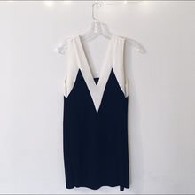 Load image into Gallery viewer, Zara White Black V Mini Dress - Medium
