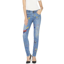 Load image into Gallery viewer, Alice + Olivia Splatter Skinny Jeans - 25
