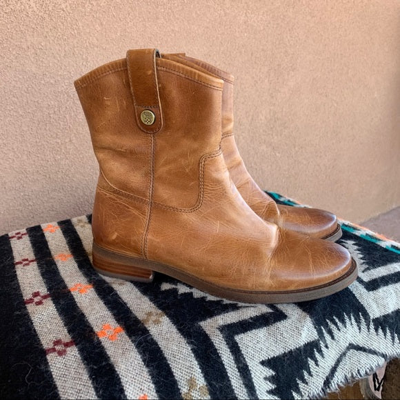 Vince Camuto Booties - 10