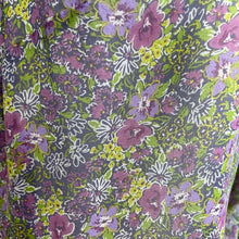 Load image into Gallery viewer, Fei Silk Purple Floral Top - 12
