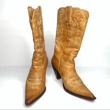 Load image into Gallery viewer, Charlie 1 Horse Tan Mid Calf Boots - 9.5
