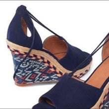 Load image into Gallery viewer, Cabi Navy Suede Print Wedges - 8
