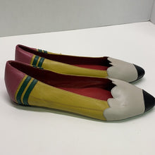 Load image into Gallery viewer, Thrifted Jeffrey Campbell Pencil Flats - Size 7
