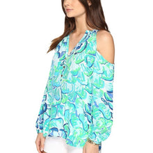 Load image into Gallery viewer, Lilly Pulitzer Cold Shoulder Elsa Top - Large
