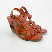 Load image into Gallery viewer, Frye Orange Gabriella Wood Cut Out Wedges - 10
