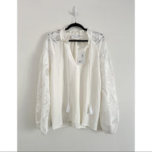 Load image into Gallery viewer, Kasia White Lace Sleeve Top - Medium
