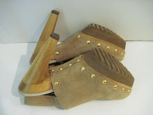 Load image into Gallery viewer, Michael Kors Beatrice Camel Clogs - 9.5
