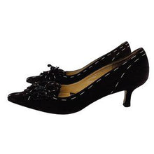 Load image into Gallery viewer, Ramon Tenza Black Suede Pointed Toe Kitten Heel With Flower Emblem - 5 1/2
